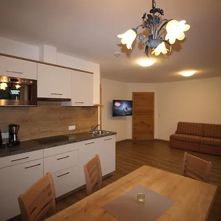 Geisler Apartment *